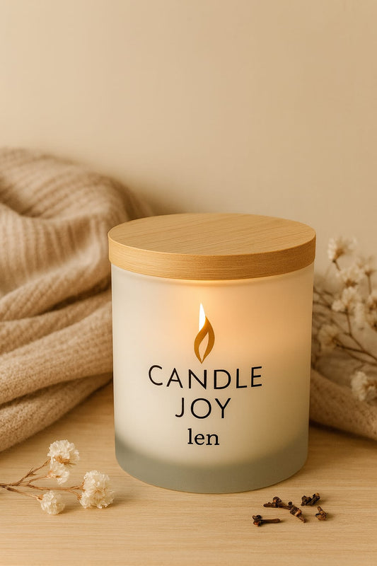 Świeca sojowa w szkle z drewnianą pokrywką – Candle Joy